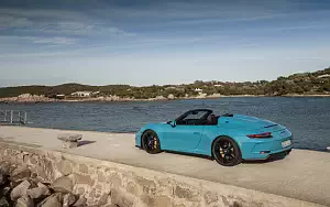   Porsche 911 Speedster (Miami Blue) - 2019