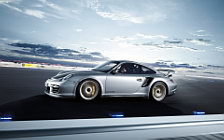   Porsche 911 GT2 RS - 2010