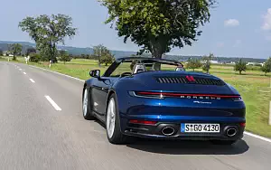   Porsche 911 Carrera Cabriolet (Gentian Blue Metallic) - 2019