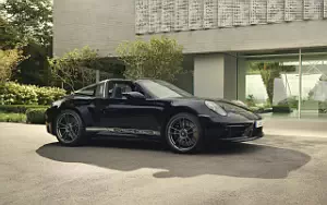 Обои автомобили Porsche 911 Targa 4 GTS Edition 50 Years Porsche Design - 2022