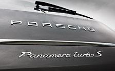   Porsche Panamera Turbo S - 2011