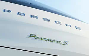   Porsche Panamera S E-Hybrid - 2013