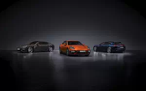 Обои автомобили Porsche Panamera Turbo S - 2020