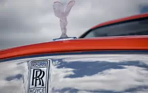   Rolls-Royce Cullinan Fux Orange - 2019