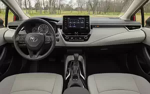   Toyota Corolla LE Sedan US-spec - 2019