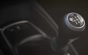   Toyota Corolla SE Hatchback US-spec - 2019