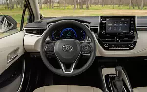   Toyota Corolla XLE Sedan US-spec - 2019