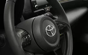   Toyota Yaris Cross Hybrid Premiere Edition - 2021