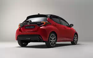   Toyota Yaris Hybrid - 2020