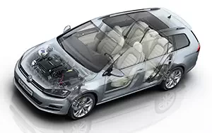   Volkswagen Golf Variant TSI BlueMotion - 2013