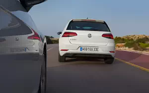   Volkswagen e-Golf - 2017