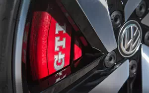   Volkswagen Golf GTI Performance 5door - 2017