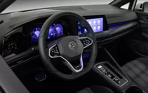   Volkswagen Golf GTE - 2020