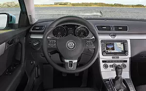  Volkswagen Passat Variant TDI BlueMotion - 2013