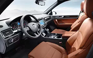   Volkswagen Touareg Edition X - 2012