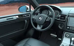   Volkswagen Touareg R-Line - 2014