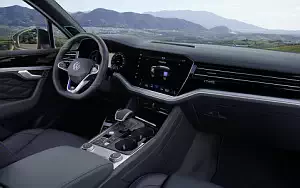   Volkswagen Touareg R - 2020