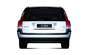   Volvo V70 - 2004