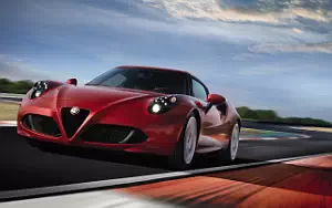   Alfa Romeo 4C - 2013