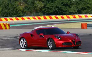   Alfa Romeo 4C - 2013