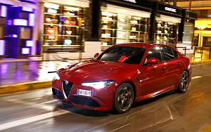   Alfa Romeo Giulia Quadrifoglio - 2016