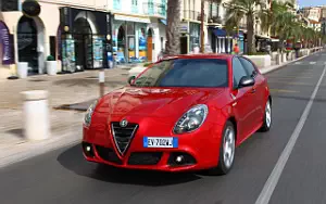   Alfa Romeo Giulietta Quadrifoglio Verde - 2014