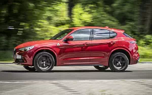   Alfa Romeo Stelvio Quadrifoglio - 2020