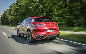   Alfa Romeo Stelvio Quadrifoglio - 2020