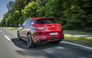   Alfa Romeo Stelvio Quadrifoglio - 2020