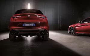   Alfa Romeo Stelvio Quadrifoglio - 2020