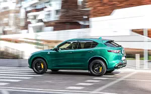   Alfa Romeo Stelvio Quadrifoglio - 2020