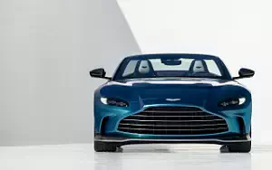   Aston Martin V12 Vantage Roadster - 2022