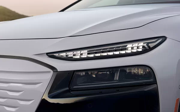   Audi A6 Sportback e-tron US-spec - 2025