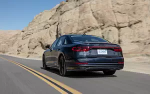   Audi A8 L 55 TFSI quattro S line US-spec - 2022