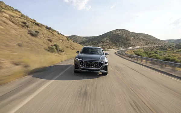   Audi Q8 55 TFSI quattro (Samurai Grey Metallic) US-spec - 2025