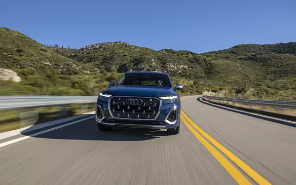   Audi SQ7 TFSI (Ascari Blue Metallic) US-spec - 2025