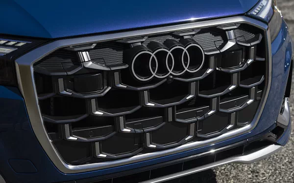   Audi SQ7 TFSI (Ascari Blue Metallic) US-spec - 2025