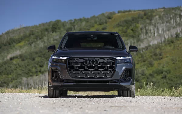   Audi SQ7 TFSI Black Optic Package (Daytona Grey) US-spec - 2025