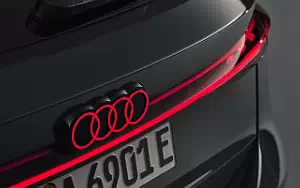   Audi A6 Avant e-tron S line - 2024