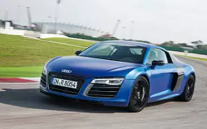   Audi R8 V10 plus - 2012