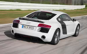   Audi R8 V8 Coupe - 2014