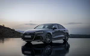   Audi RS3 Sedan - 2024