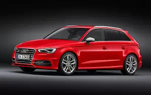   Audi S3 Sportback - 2013