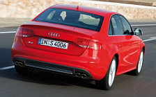   Audi S4 - 2008