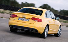   Audi S4 - 2008