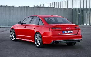   Audi S6 - 2014