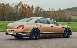   Bentley Flying Spur V8 Blackline - 2021