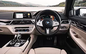   BMW 750i xDrive M Sport UK-spec - 2019