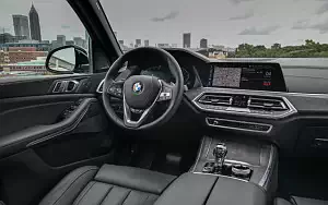   BMW X5 xDrive40i xLine US-spec - 2018