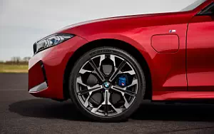   BMW 330e Touring M Sport - 2024